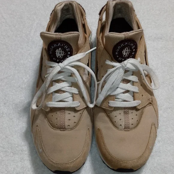 Nike Air Huarache Sneakers Desert Sail Size 11.5 Men display picture 1